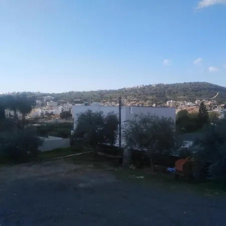 Rolandos Apts